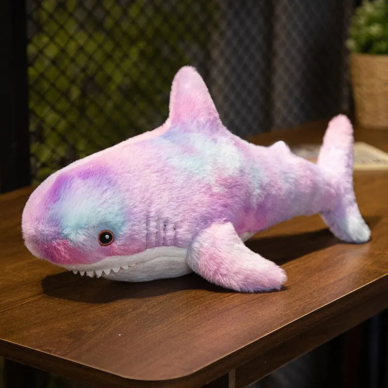 SharkGlow™ – Tiburón Luminoso que Abraza
